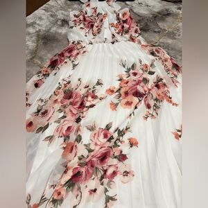 Floral Elegance Maxi Dress - White and Pink
